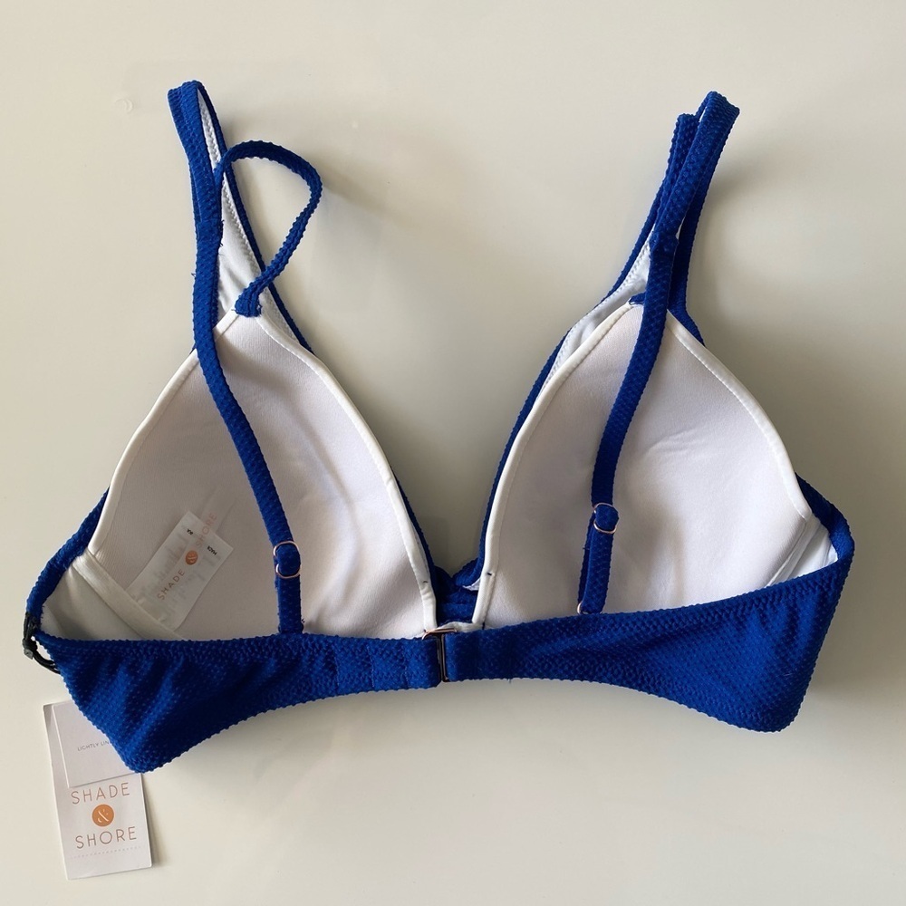 NWT Women's Blue Twist-Front Bikini top - Picture 9 of 11